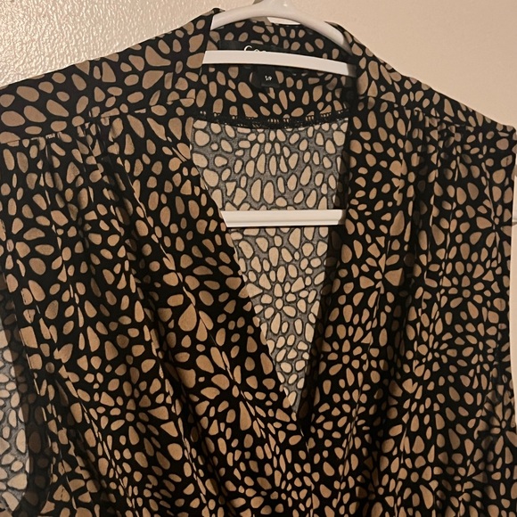 Small short sleeve patterned blouse - Picture 4 of 6